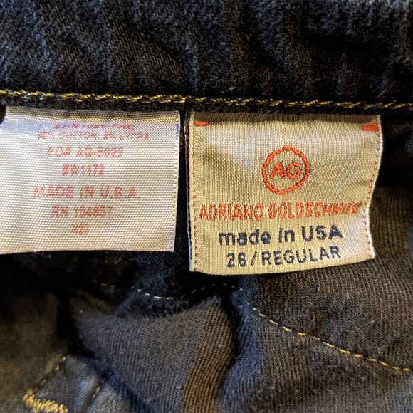 Adriano Goldschmied AG Women's Size 26 R Jeans The Legend Dark Wash Flare. - Picture 8 of 9